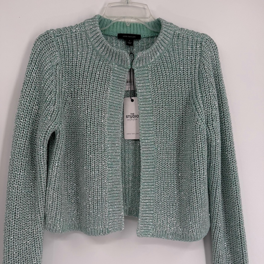 Ann Taylor Studio NWT Women's Green Shimmer Metallic Cardigan Sweater Size M - Picture 3 of 8